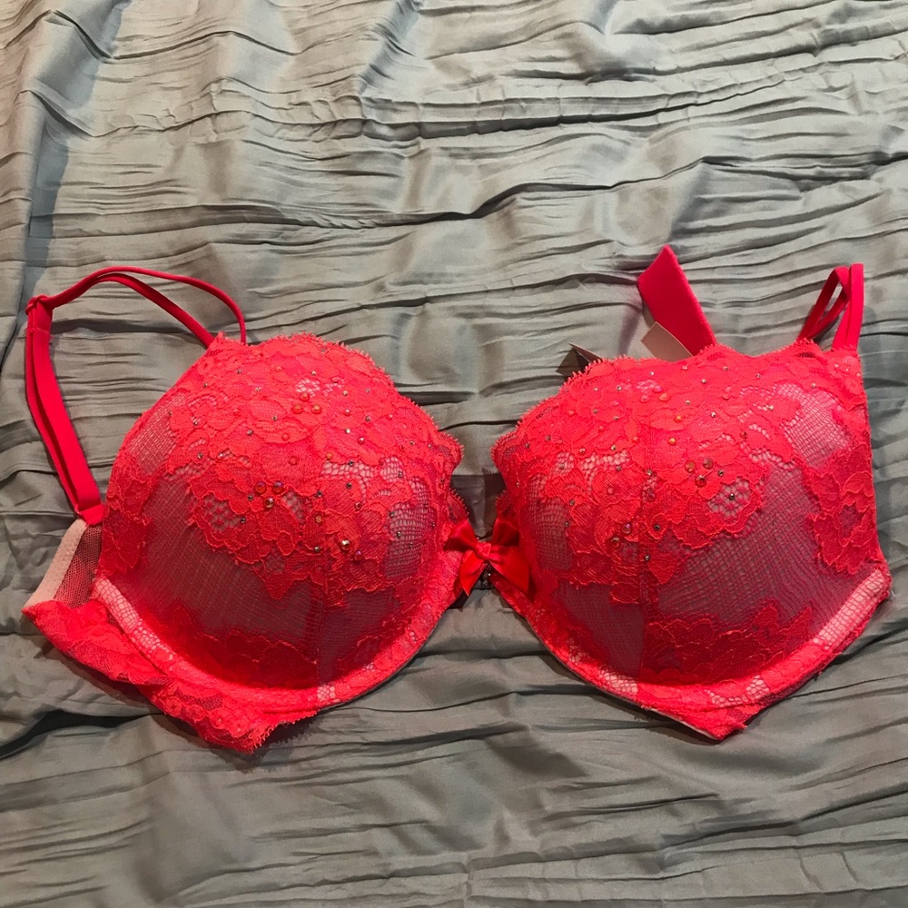 vS bra